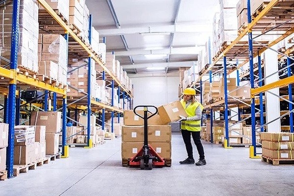Benefits of Choosing End to End Warehouse Development Services